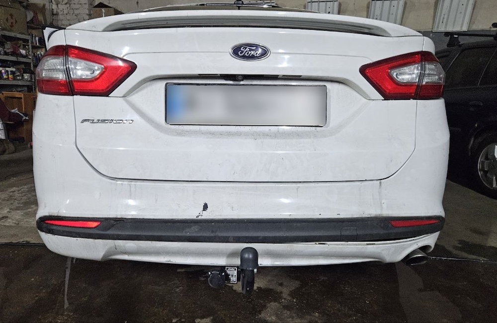Ford trailer hitch