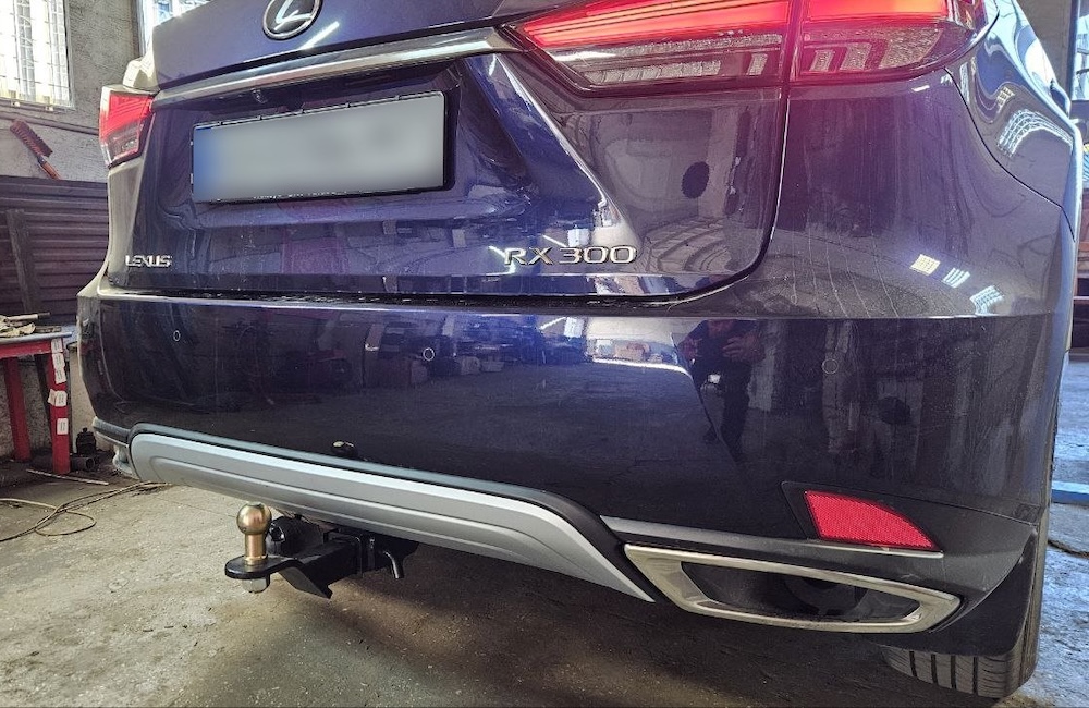 Lexus trailer hitch